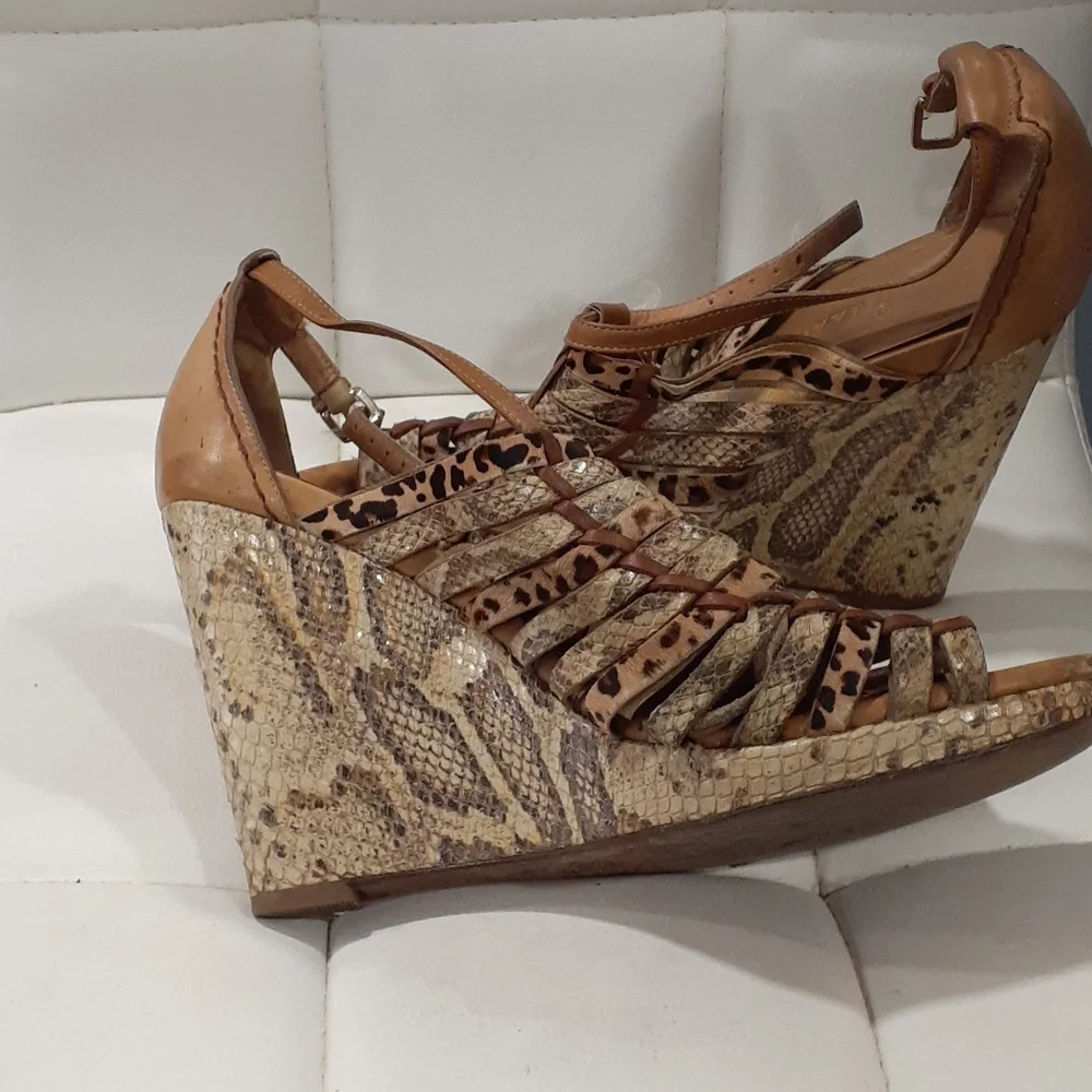 Cole haan snake skin/leather wedge size 9B